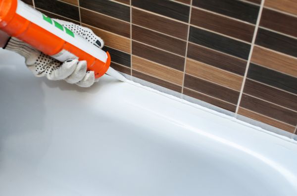 Cost of Bathtub Sealing in Snellville