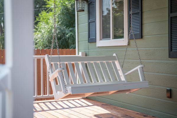 Cost of Porch Swing Installation in Snellville